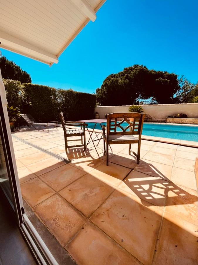 Annexe des Pins - studio gîte avec piscine&climatisation Villeneuve-lès-Béziers Extérieur photo